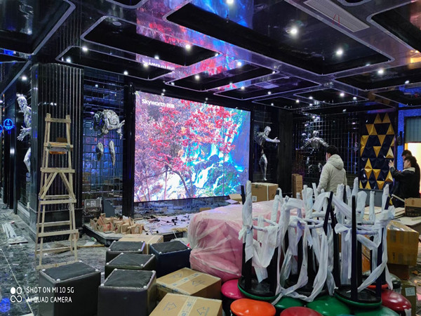 樊城室内P2.5全彩显示屏